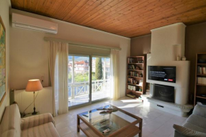 Mata's Spacious Apartment